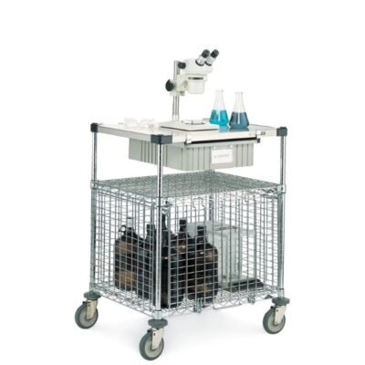 El carrito de seguridad Metro SECMLAB Super Erecta está diseñado para el resguardo y transporte controlado de materiales sensibles en laboratorio.